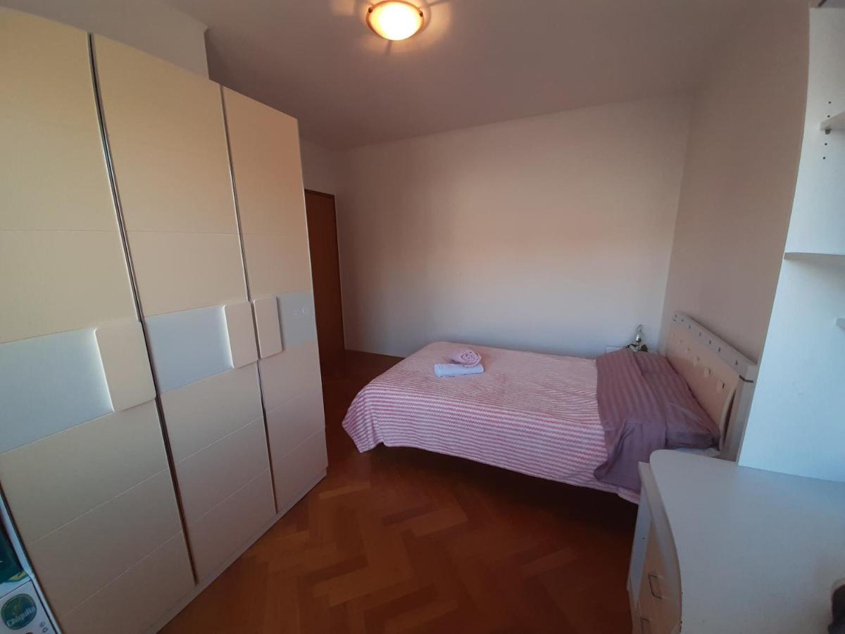 Family Time Appartement Split Buitenkant foto
