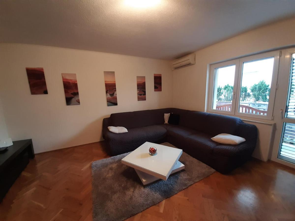 Family Time Appartement Split Buitenkant foto